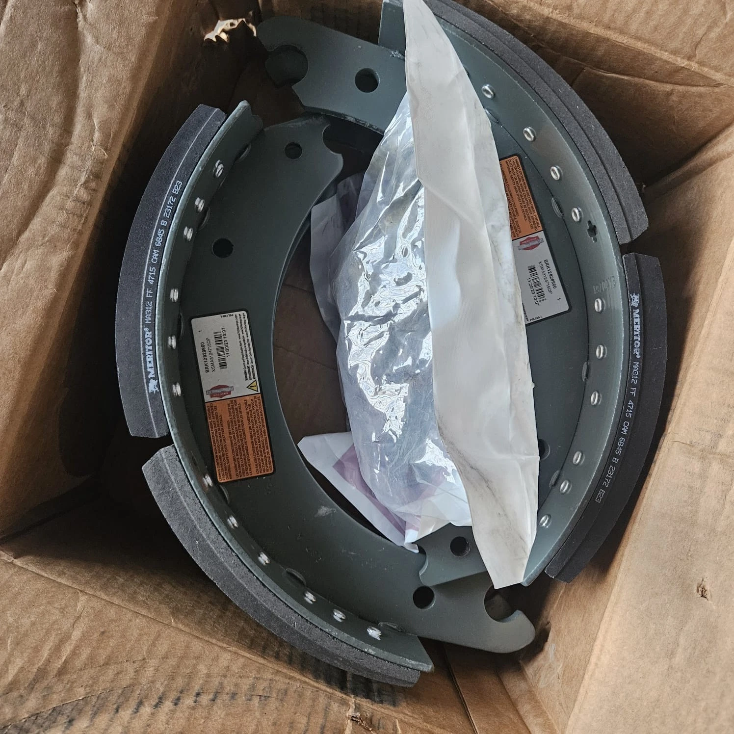 Meritor XSMA3124715QP Reman Shoe(1 Set with Hardware)