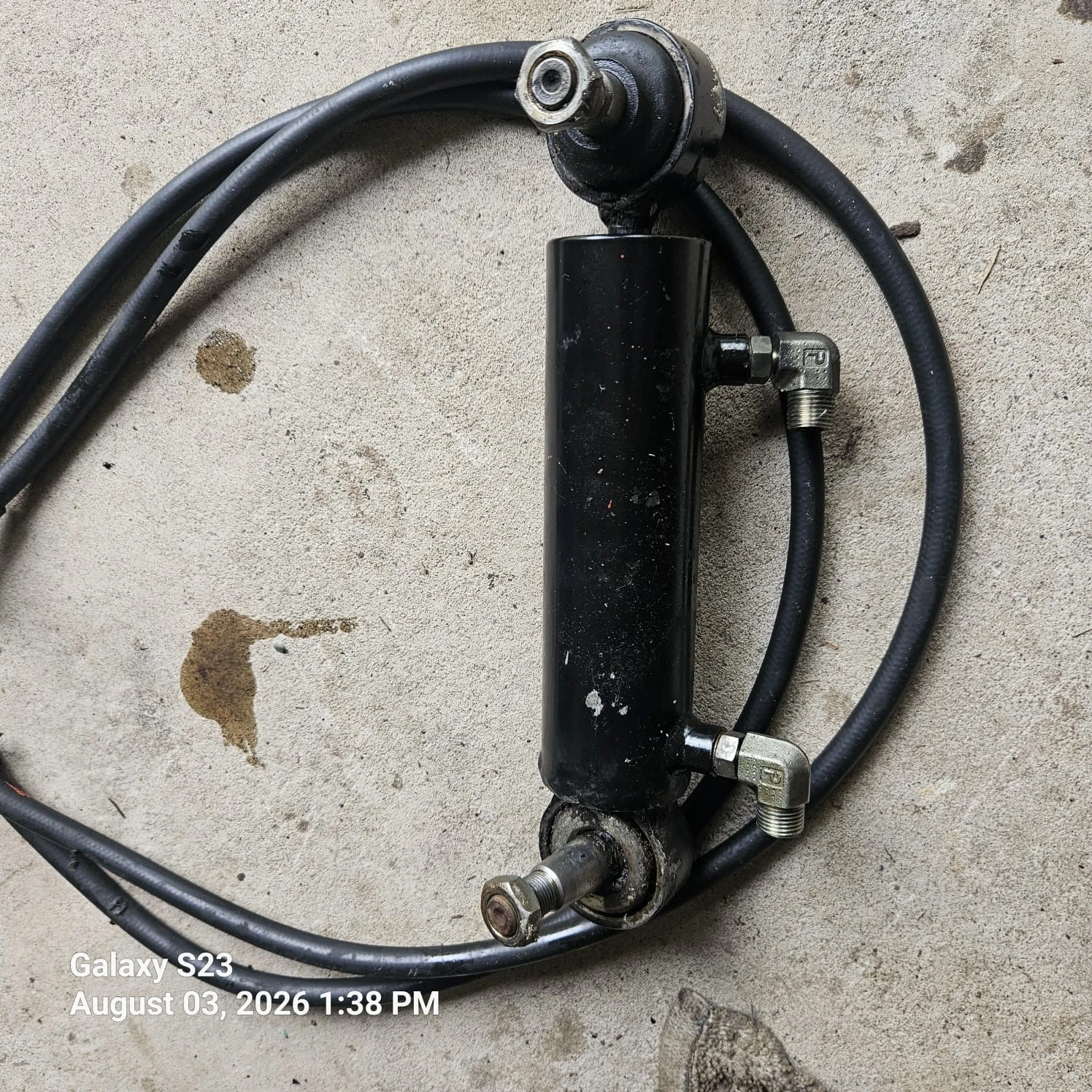 Used Toro Groundsmaster 328-D ,Steering Hydraulic Cylinder.