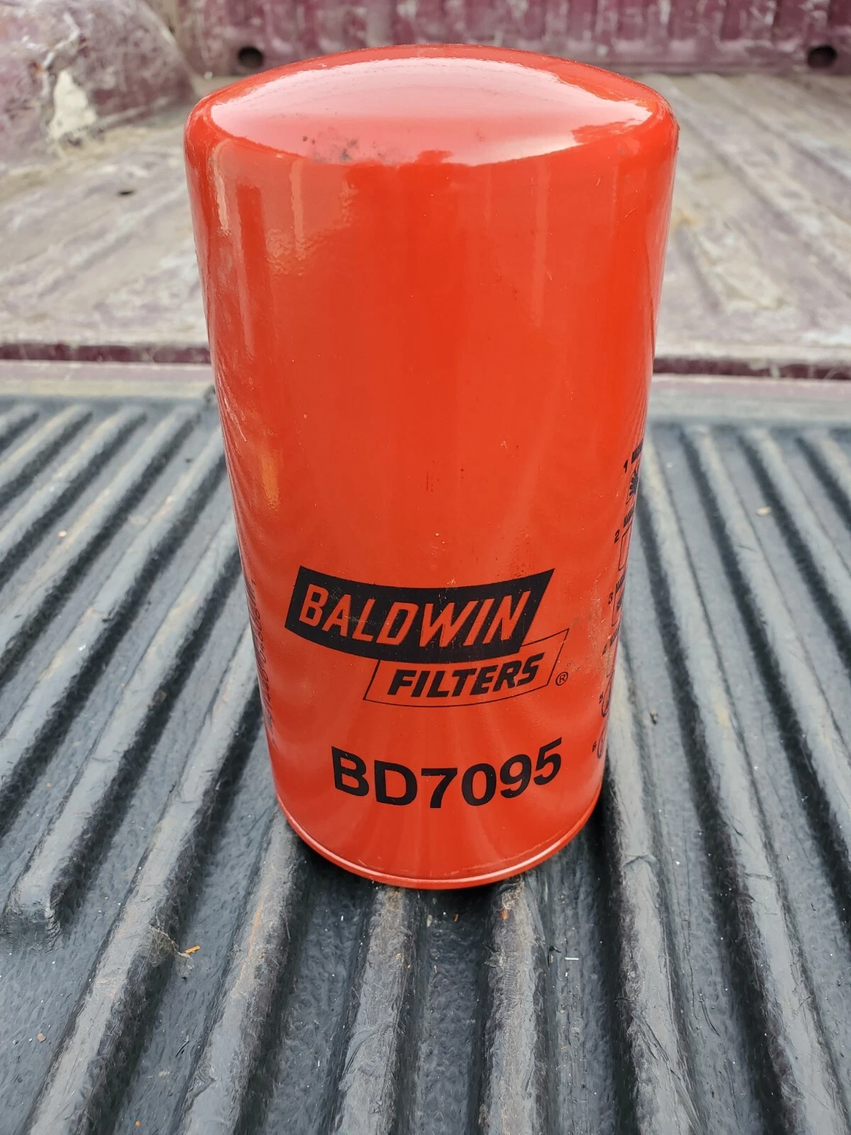 Baldwin BD7095 Lube Oil for Mack & Thermoking Engines 02 FOR $35.99